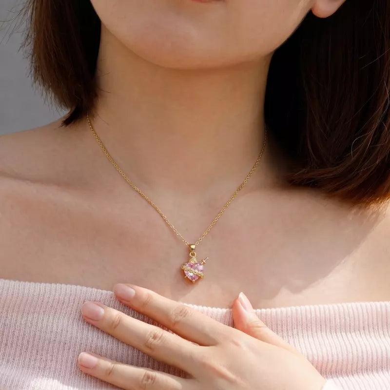Immaculate Heart of Mary necklace detail